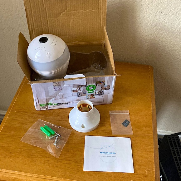 WiFi Smart Net Camera V380 Pro - Picture 1 of 7